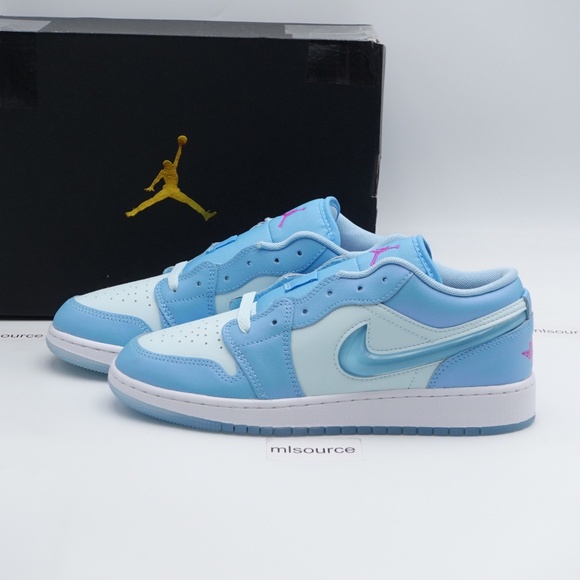 NEW Air Jordan 1 Low SE Sneakers FN7366-400 Blue - Picture 1 of 10